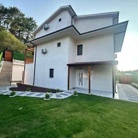 Keyf Goecek Villa *